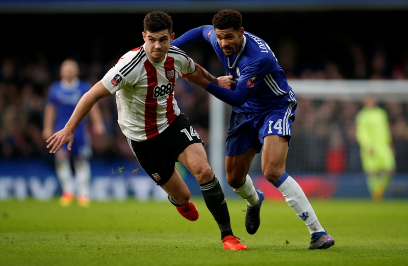 Britain Football Soccer - Chelsea v Brentford - FA Cup Fourth Round - Stamford Bridge - 28/1/17 Brentford's John Egan in action with Chelsea's Ruben Loftus-Cheek  Action Images via Reuters / Paul Childs Livepic EDITORIAL USE ONLY. No use with unauthorized audio, video, data, fixture lists, club/league logos or "live" services. Online in-match use limited to 45 images, no video emulation. No use in betting, games or single club/league/player publications.  Please contact your account representative for further details.