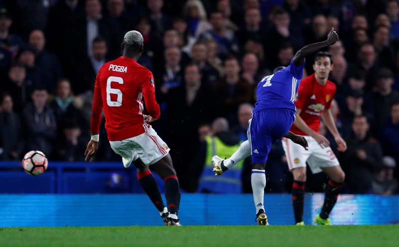 Britain Football Soccer - Chelsea v Manchester United - FA Cup Quarter Final - Stamford Bridge - 13/3/17 Chelsea's N'Golo Kante scores their first goal Reuters / Eddie Keogh Livepic EDITORIAL USE ONLY. No use with unauthorized audio, video, data, fixture lists, club/league logos or "live" services. Online in-match use limited to 45 images, no video emulation. No use in betting, games or single club/league/player publications. Please contact your account representative for further details.