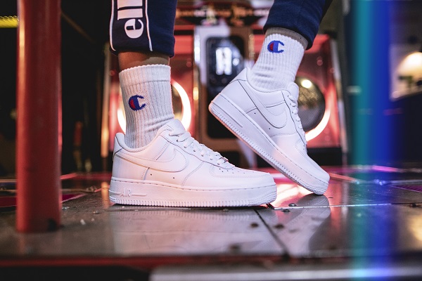 women's white nike air force one's